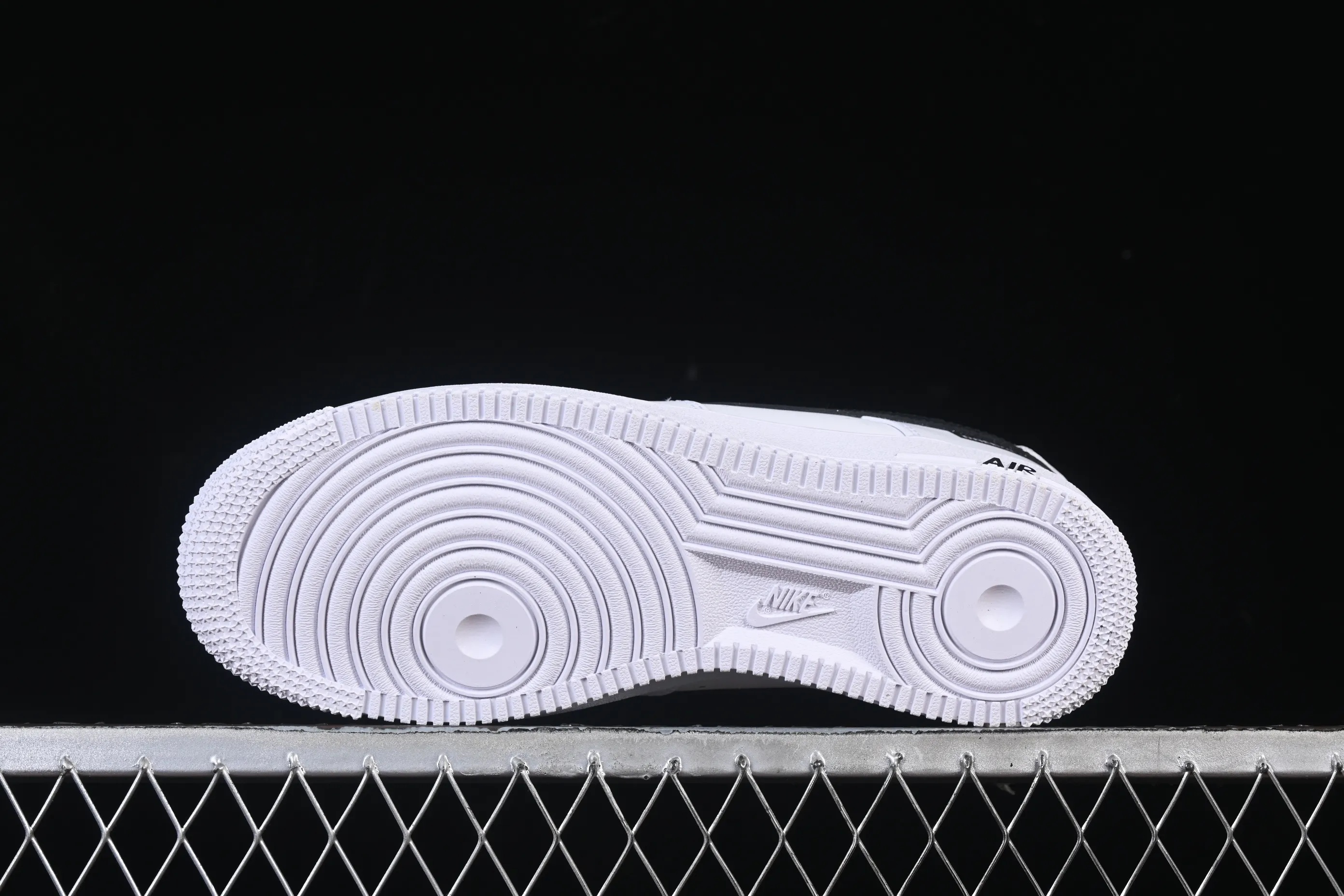 All categories Nk Air Force 1 Air Force series Nk Air Force 1 Low Air Force low-top Nike Air Force 1'07 Low Two-dimensional theme Xiongtu Air Force One low-top casual sneakers ZH0316-135